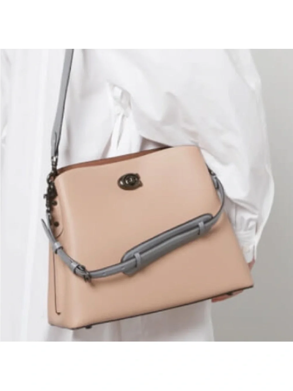 Coach Willow Shoulder Bag
